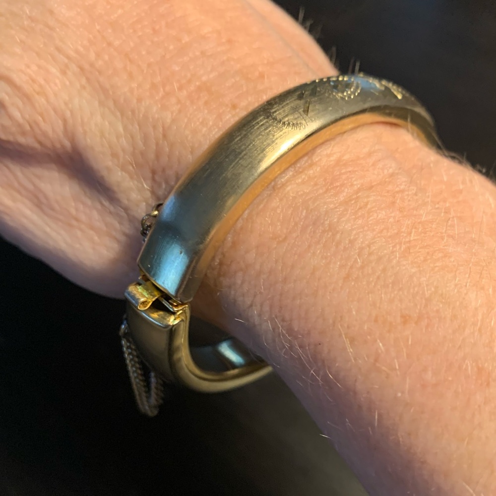 Gold Bangle Bracelet with Safety Chain * EUC * - Picture 2 of 9